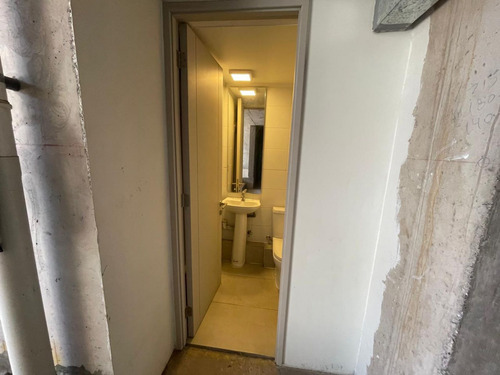 Venta Local Comercial Nuevo De 108,67 M2, Metro Franklin, Sa