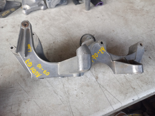 Base Soporte De Alternador Audi Q7 07-10 #70 (Usado)