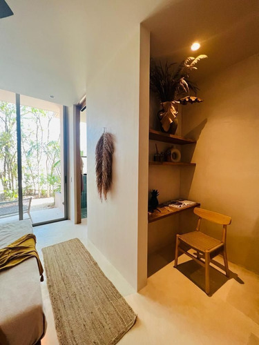 Studio Con Terraza En Venta En Comunidad Aflora, Aldea Zama Tulum.