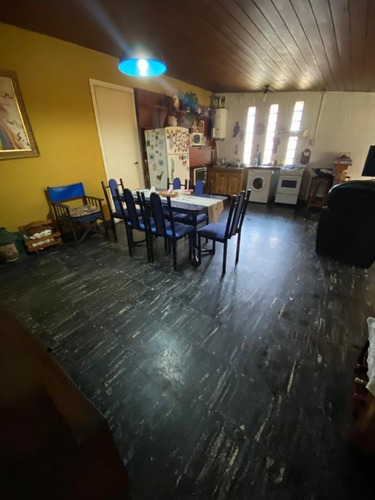 Imagen 6 de 20 de Casa En Venta Con Quincho, Amplio Jardín Y Cochera En Temperley