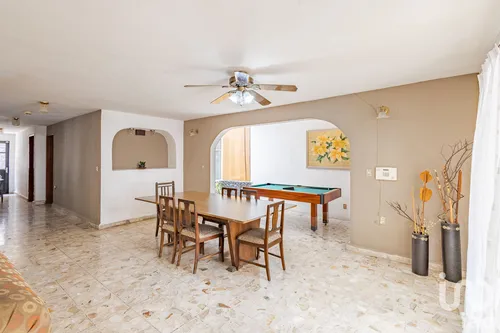 Venta Casa 7 Ambientes Adolfo Ruiz Cortínes