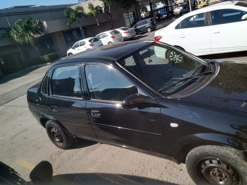 Imagem 3 de 14 de Chevrolet Classic 2011 1.0 Ls Flex Power 4p
