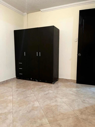Imagen 4 de 14 de Casa De 3 Pisos, Con 3 Aptos Independ Y Garaje
