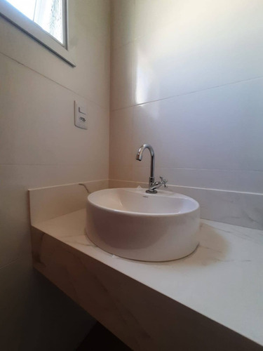 Imagem 13 de 25 de Vendo Casa Com 3 Dormitórios No Condominio Nova Jaguari Em Santana De Parnaíba. Garagem 2 Carros.