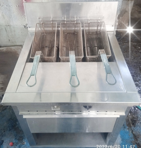 Imagen 2 de 3 de Freidora Industrial Star A Gas 50 Lts.