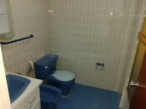 Bello Apartamento En Venta Prados Del Este Amc