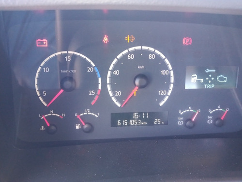 Imagen 8 de 10 de Scania P 380 8x4 Con Hidrog
