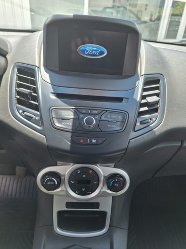 Ford Fiesta Kinetic 1.6 Se Plus 120cv Napo