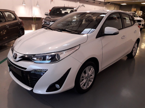Toyota Yaris Xls 1.5 6m/t 5p