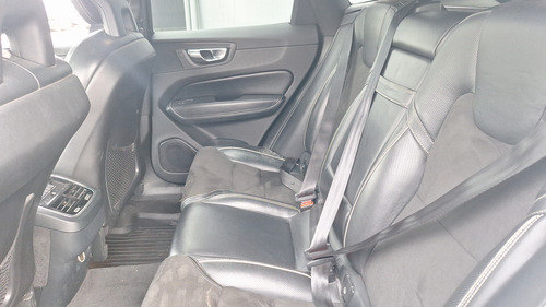 Volvo XC60 2.0 T6 R-DESIGN AUTO 4WD