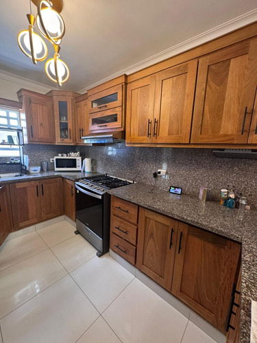 Venta De Casa En Prado Oriental De San Isidro
