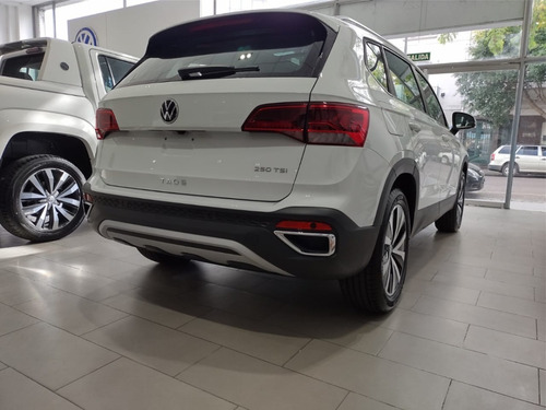 Volkswagen Taos Highline