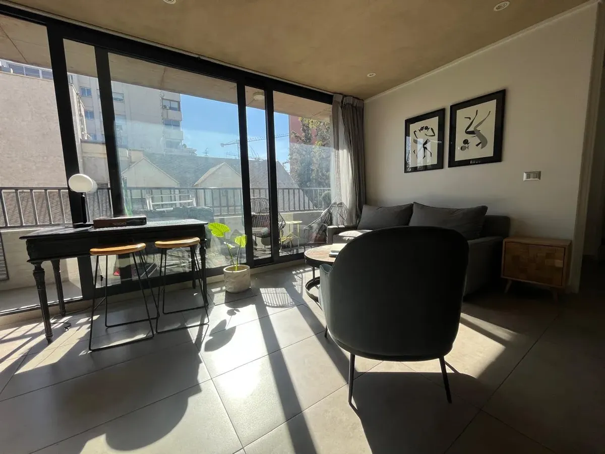 Imagen 1 de 22 de Arriendo, Excelente Ubicación Y Estado. Orientación Norte