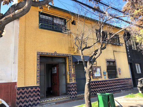 Amplia Casa Facha Continua, Para Tu Nuevo Hogar O Proyecto.