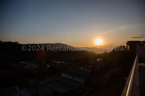 Casa Alto Hatillo 25-14141 R.e