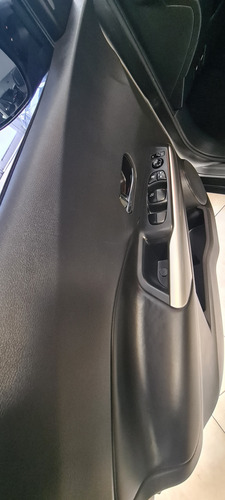Nissan Kicks 1.6 Exclusive Bitono Cvt