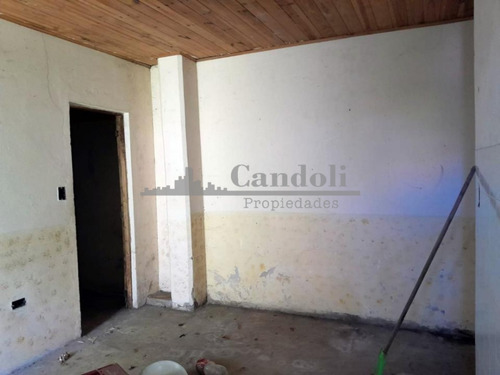 Taller Mecánico + Casa En Venta - Barrio Florencio Sanchez