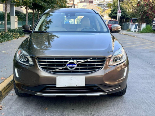 Volvo XC60 Ii D5 Momentum 4X4