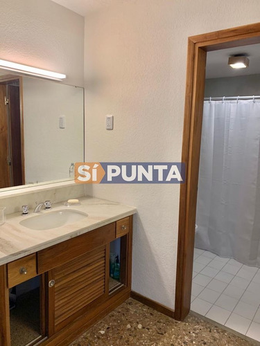 Imagen 12 de 16 de Apartamento En Venta - Playa Mansa