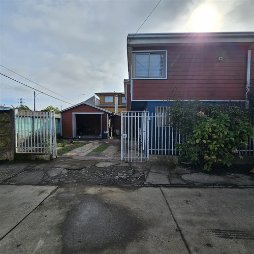 Se Vende Amplia Casa En Avenida Camilo Henríquez, Concepción