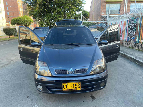 Imagen 6 de 13 de Renault Scenic 2006 2.0