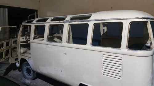 Imagem 8 de 15 de Vw Combi Kombi Corujinha Vw Bus Standart Tenho Varias