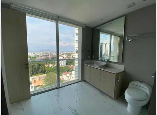 Excelente Departamento En Venta En Galatea En El Country Clu