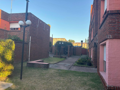 Millan Barrio Privado Máxima Seguridad 2 Baños Patio Jardín