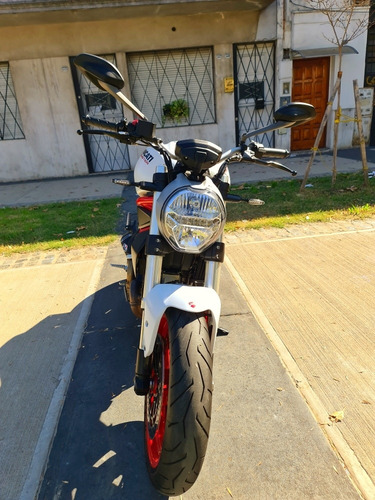 Ducati Monster 797