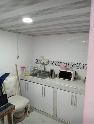 Imagen 11 de 11 de Vendo Hermosa Casa Con Renta Valparaíso. Ea