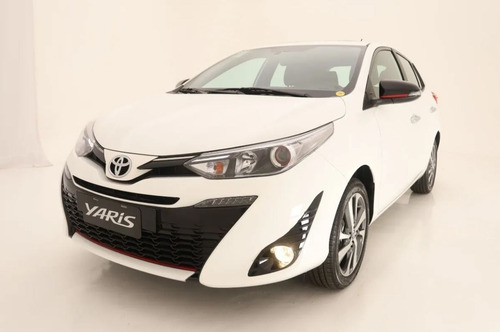 Imagen 5 de 16 de Toyota Yaris S Cvt 5p $ 5.177.000