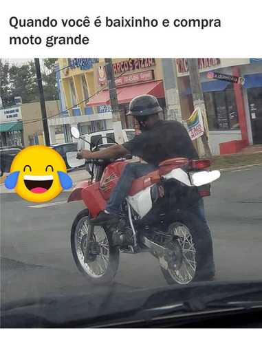 Imagem 1 de 1 de Aulas De Empinar Moto
