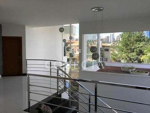 Imagem 8 de 12 de Casa À Venda No Bairro Alphaville | 4 Dormitórios Sendo 2 Suítes | Área De Lazer Com Piscina | Espaço Gourmet | 2 Vagas - Cnc3019