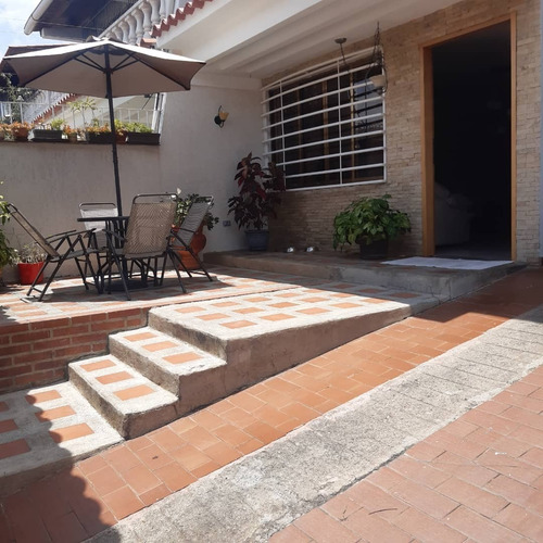Imagen 2 de 13 de Casa En Venta. Macaracuay Av. Yare