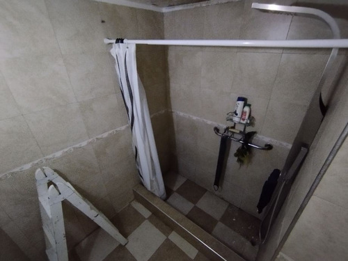 Casa En Venta En Moron Sur