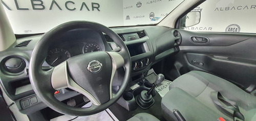 Imagen 15 de 15 de Nissan Np300 2018 2.5 Chasis Cabina Dh Pack Seg Mt
