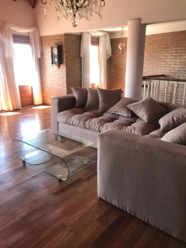Dueno Vende - Villa Carlos Paz Oportunidad Unica : Casa En Barrio Exclusivo Con Vista Increible