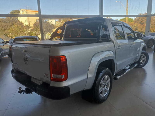 Imagem 5 de 15 de Volkswagen Amarok Trendline Cd 2.0 Tdi 4x4 Dies Aut 2015