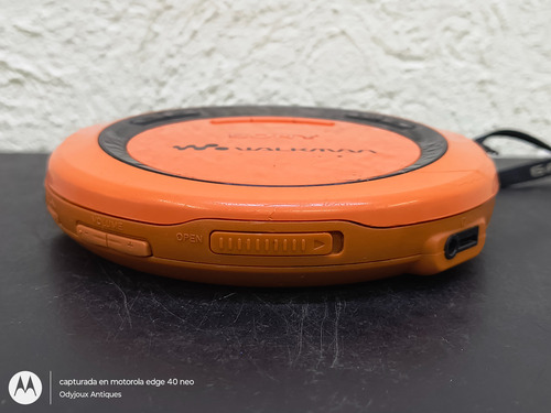 Discman Sony Walkman Portable D-ej622 Retro No Sirve Lector Naranja (Usado)