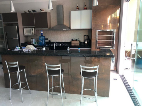 Imagem 2 de 10 de Construtor De Churrasqueira E Áreas Gourmet E Projetos