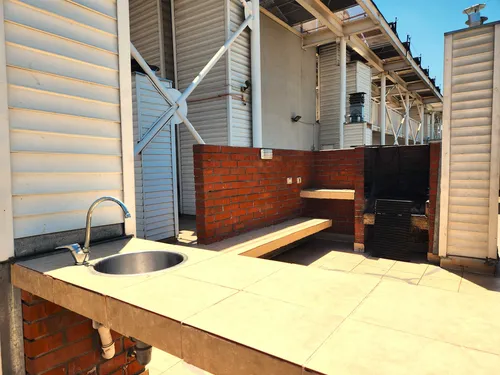 Arriendo Estudio/ Bodega Metro Parque Almagro (94751)