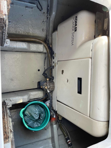 Imagen 15 de 15 de Segue 40-1997-(2)cummins 315hp-2 Camarotes Y 2 Baños