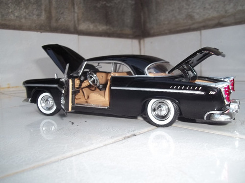 Chrysler C300 1955 Motormax 1/24