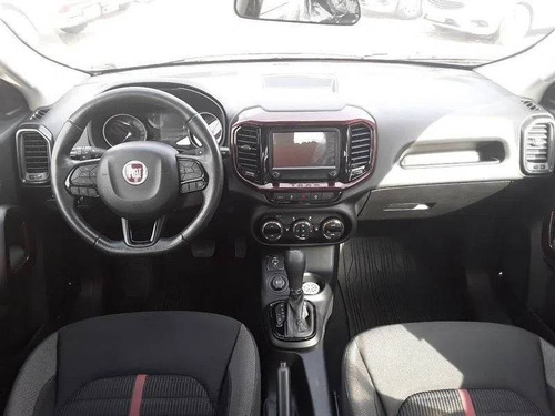 Fiat Toro 1.8 16v Evo Flex Freedom At6