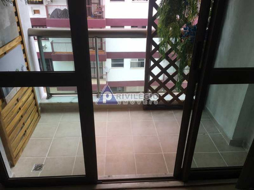 Apartamento À Venda, 2 Quartos, 1 Suíte, 1 Vaga, Botafogo - Rio De Janeiro/rj - 21961
