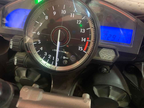 Yamaha Yzf R1