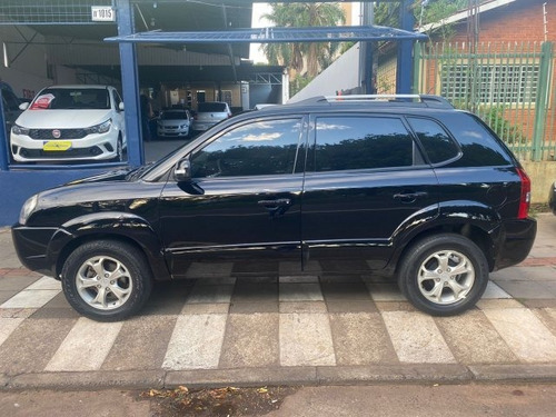 Imagem 4 de 8 de Tucson 2.0 Mpfi Gl 16v 142cv 2wd Gasolina 4p Manual