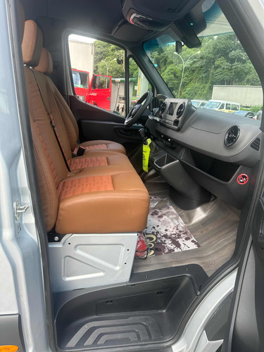 Mercedes-Benz Sprinter Van 2.2 516 Cdi Extra Longo Teto Alto (21l) 5p