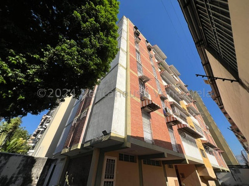 Gjg 24-18836 Apartamento En Venta En La Urbanización Calicanto Maracay