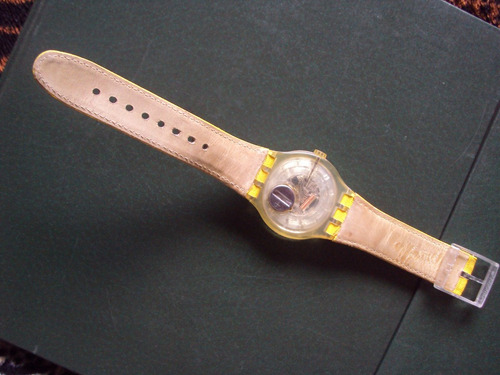 Relógio Swatch Amarelo